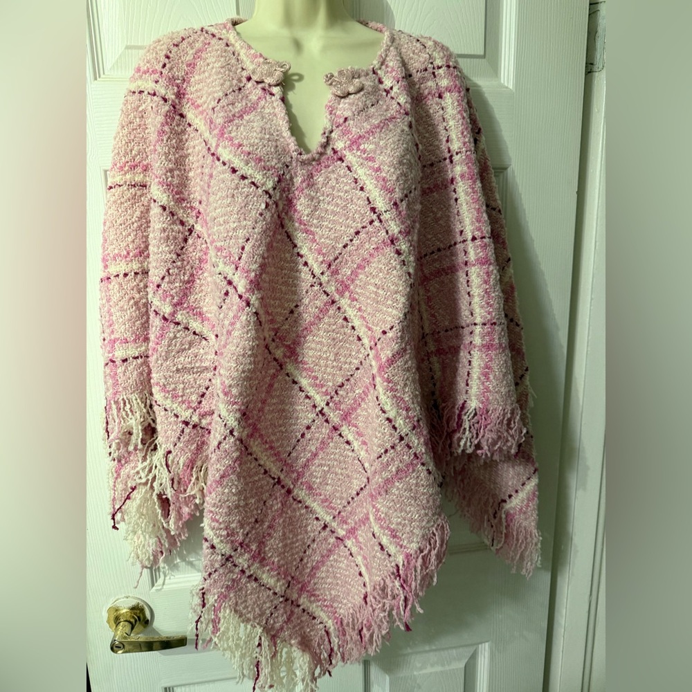 Bone Valley Weavers Ireland NWT Wool Blend Pink weave Fringe Poncho O/S